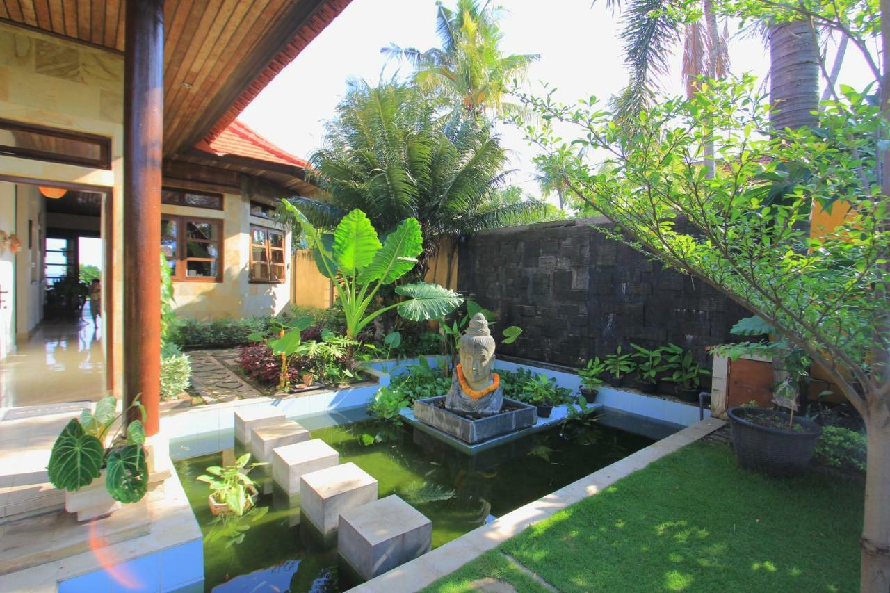 Ocean Beachfront Villa Dini Banjar  Eksteriør billede