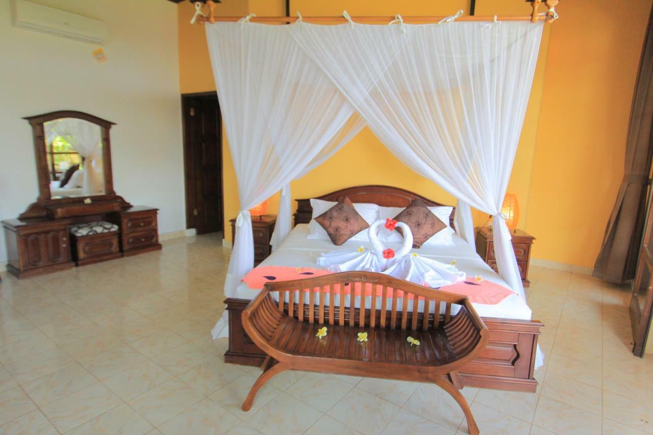 Ocean Beachfront Villa Dini Banjar  Eksteriør billede
