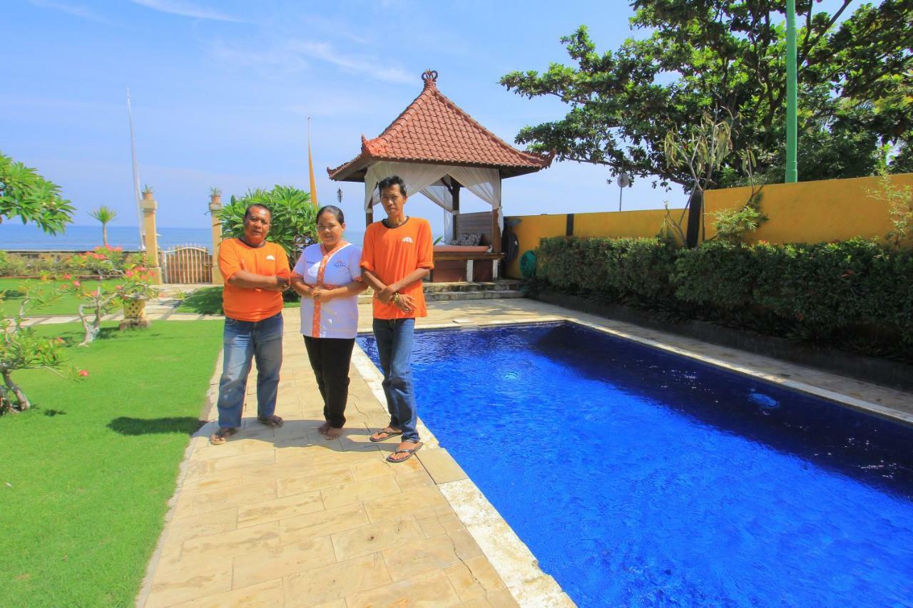 Ocean Beachfront Villa Dini Banjar  Eksteriør billede